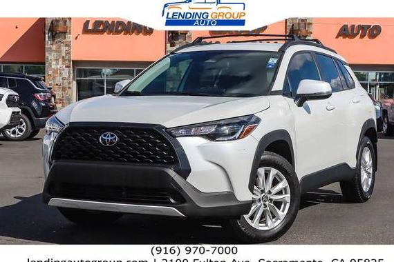 TOYOTA COROLLA CROSS 2023 7MUCAABG0PV077815 image